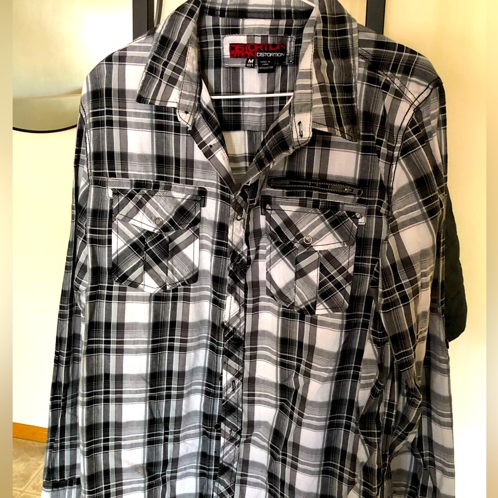 Men’s button-down country flannel